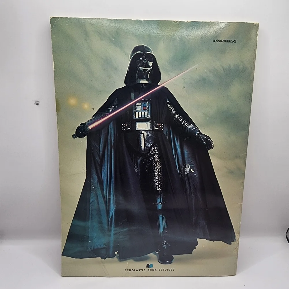 The Star Wars Question and Answer Book About Space Paperback Book Vintage - Picture 3 of 4